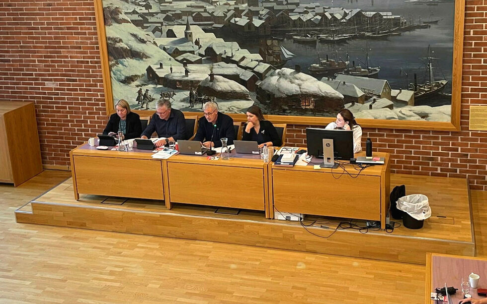 Mot 11 stemmer ble det besluttet å vedta 3.3 millioner til utbedring av drenering og teknisk anlegg ved Kokelv oppvekstsenter.
 Foto: Cecilie Ditløvsen