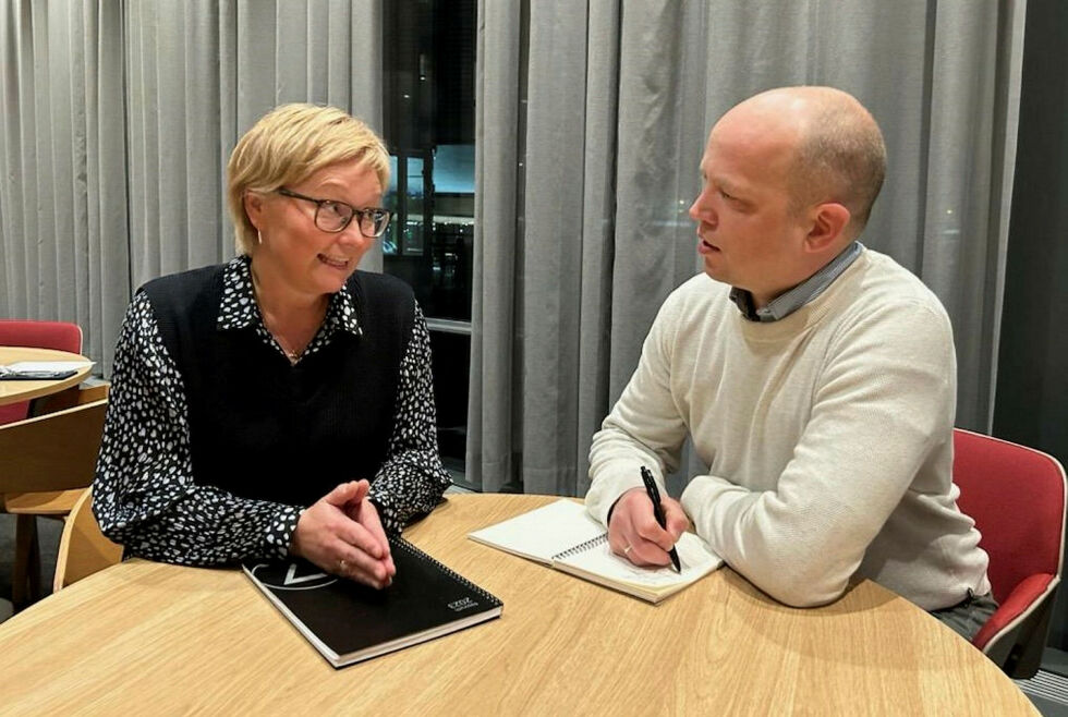 Onsdag 8. mars var Finnmark Senterpartis fylkesleder Heidi Holmgren, i møte med finansminister Trygve Slagsvold Vedum. I møtet tok hun speselt opp saken som omhandler de høye flyprisene.
 Foto: Privat
