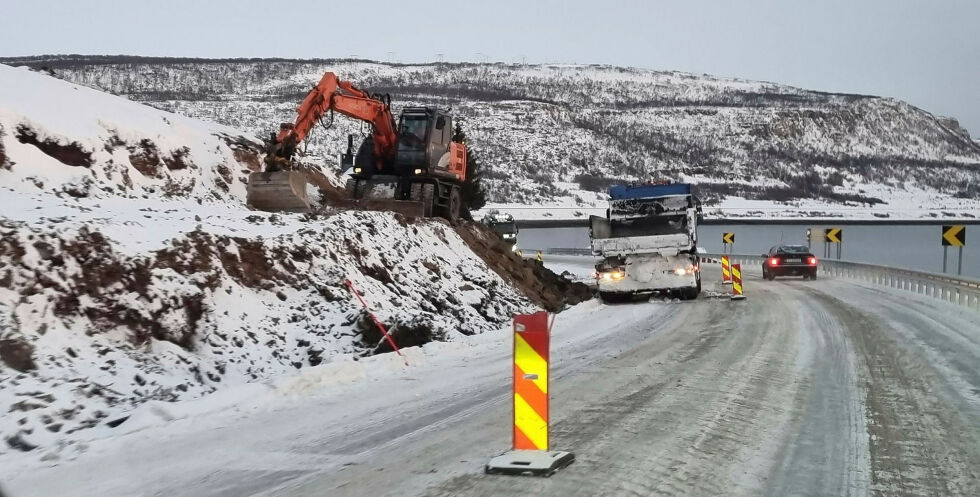 Det var i forbindelse med utbedring av sideterrenget ved Hammernes i Nesseby kommune at kulturminnet ble ødelagt. Bildet er fra Per Larsenvik få kilometer øst for Hammernes.
 Foto: Torbjørn Ittelin