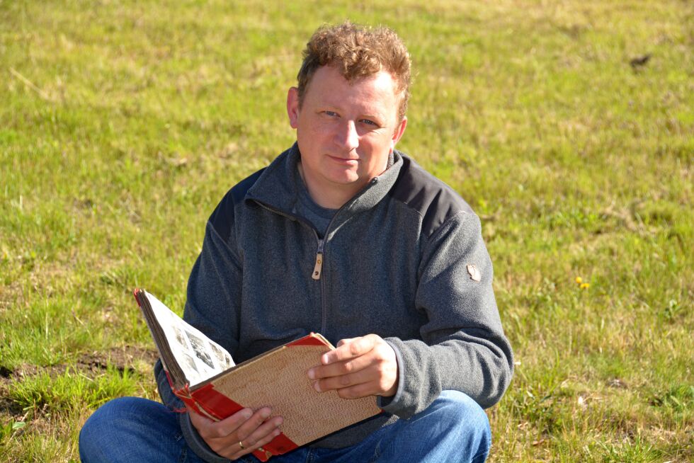Roger Albrigtsen ble født i 1971, og kommer fra Evenes i Nordland, men er bosatt i Lakselv i Porsanger. Albrigtsen er frilansjournalist og forfatter av krigshistorie, og er nå ute med sin syvende bok, der han gir etterkrigsgenerasjonen en stemme.
 Foto: Kristin Marie Ericsson