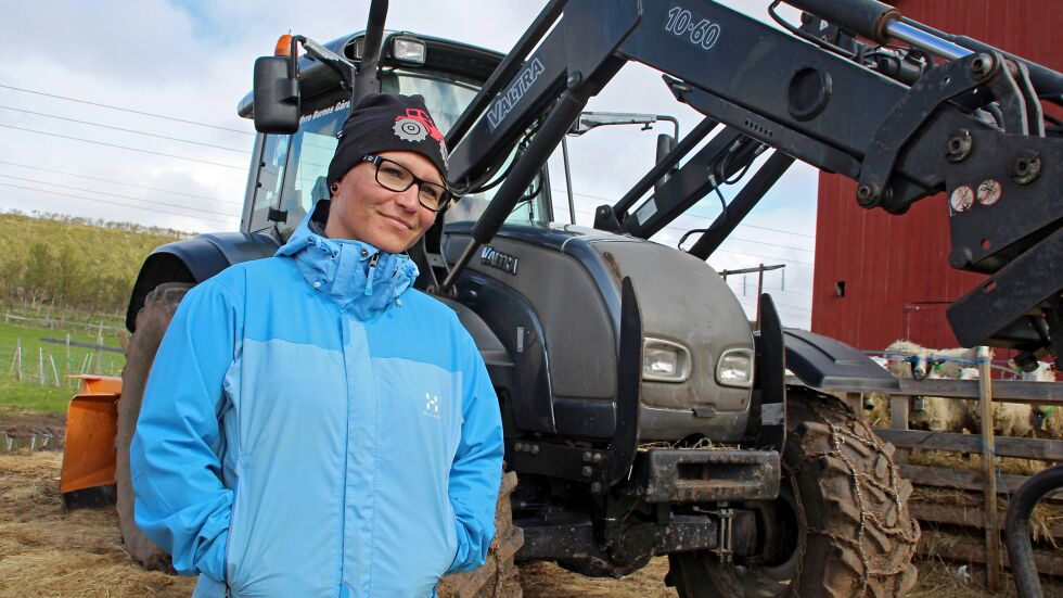 Marit Kjerstad fikk ikke medhold i kommunestyret da hun la frem forslag om at innkjøp av traktor for bønder skal likestilles med innkjøp av båt for fiskere i forhold til tilskudd fra kommunens næringsfond.
 Foto: Torbjørn Ittelin