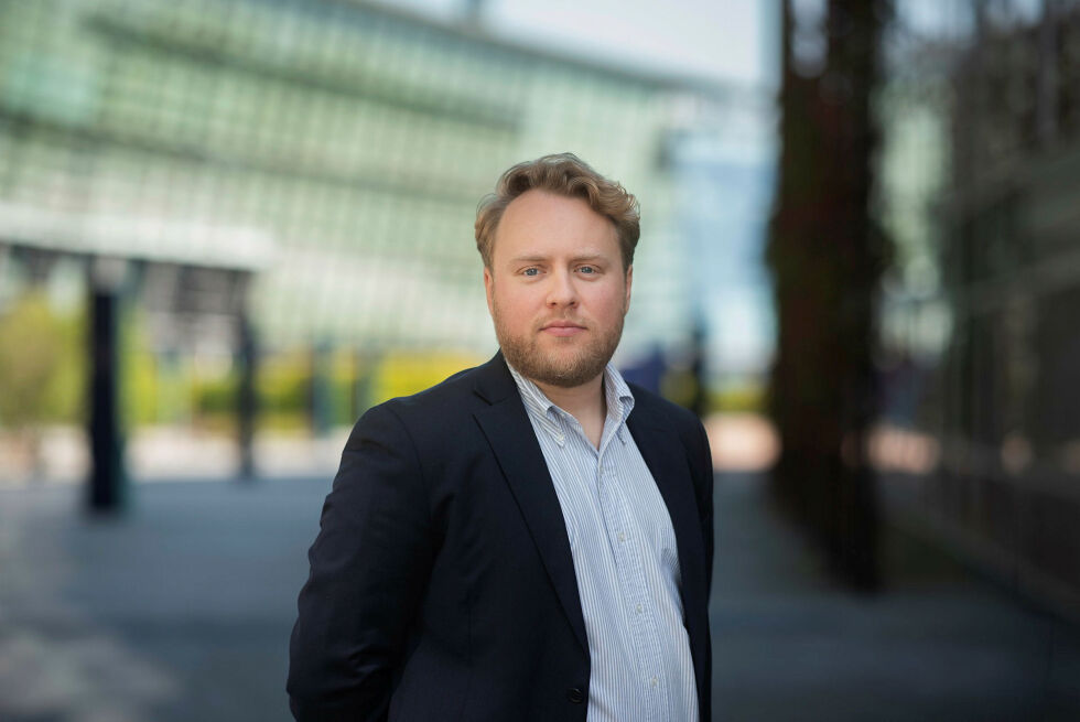 Vetle Andersen, informasjonssjef i Telenor sier til Ságat at de har problemer i både Lebesby og Gamvik kommuner.
 Foto: Martin Fjellanger/Telenor