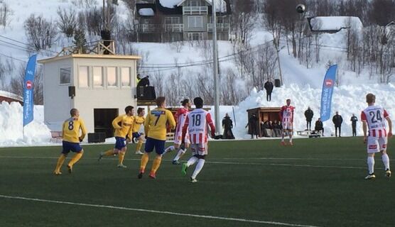 KLAR TIL-SEIER: Tromsø IL hadde små problemer med å slå Bjørnevatn IL i cupkampen i Bjørneparken.
 Foto: Hallgeir Henriksen