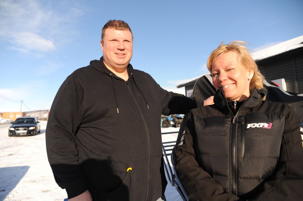 Det kan være andre ting enn fiske som trekker barn og ungdom, dermed gjelder det å vekke fiskelysten og lage en flott og inkluderende opplevelse, mener Bength Eriksen og Ellen Kristine Saba.
 Foto: Birgitte Wisur Olsen