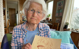 100 år etter finner vi hans barnebarn