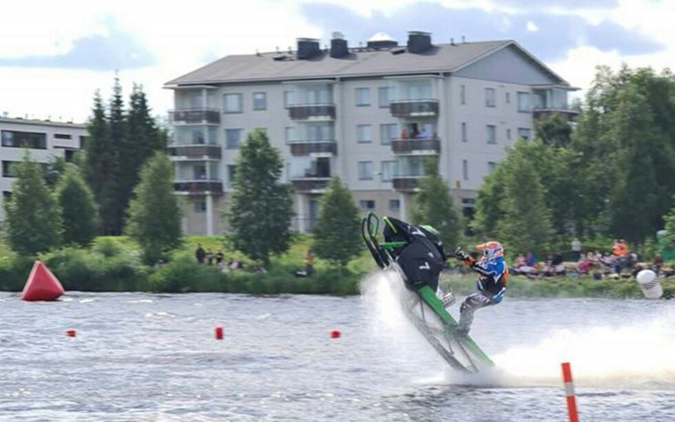 Ett år uten konkurransen hindret ikke Morten Blien fra å vinne Sodankylä Watercross på lørdag. Foto: Team Blien
