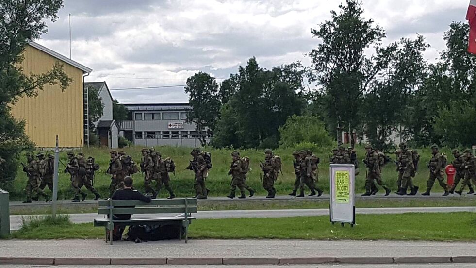 Her ser vi deler av Brigade nord, som var på øvelse i Lakselv i Porsanger kommune.
 Foto: Privat
