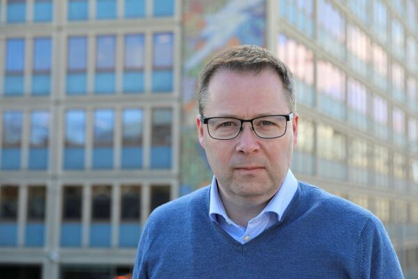 Gram lover ny og lydhør distriktspolitikk