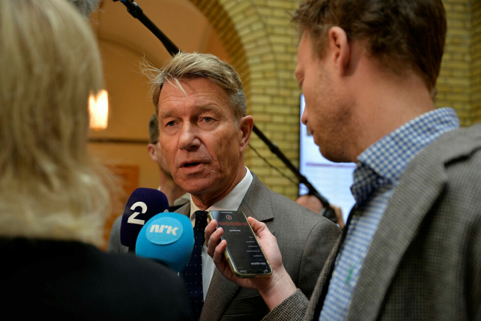 Olje- og energiminister Terje Aasland (Ap) under Fosen-aksjonen i Stortinget 11. oktober 2023. Torsdag avga han  vitneforklaring i Oslo tingrett om Fosen-aksjonen inne på OED i mars 2023.
 Foto: Steinar Solaas