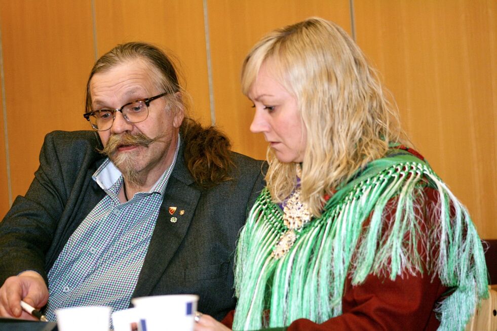 Sps to fylkestingsrepresentanter, Anne Toril Eriksen Balto og Kurt Wikan ble nedstemt
 Foto: Bjørn Hildonen