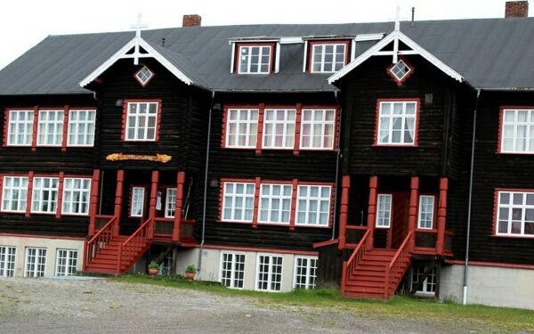 Sannhets- (. . .) kommisjonen. Sannhet?