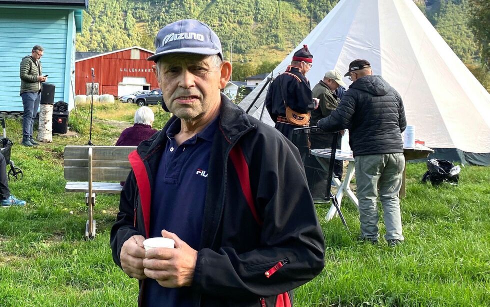 Tor Nilsen er en av initiativtakerne til et spennende arrangement, der tema er det gamle musikkmiljøet i Manndalen.
 Foto: Elin M. Wersland