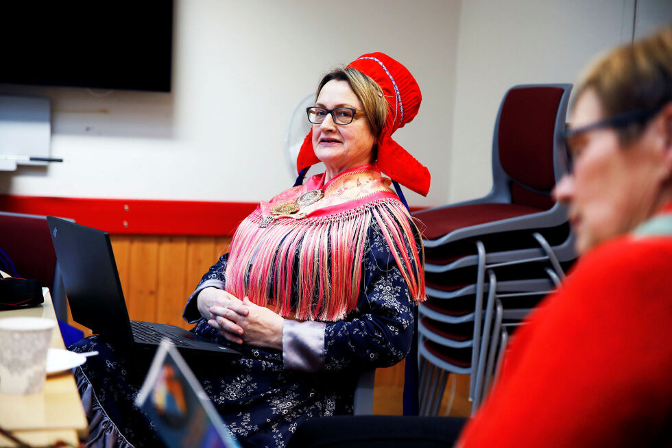 Gudrun E. Lindi er prosjektleder for handlingsplanen, og jobber med samisk språk, kultur og tradisjonskunnskap.
 Foto: June Helén Bjørnback