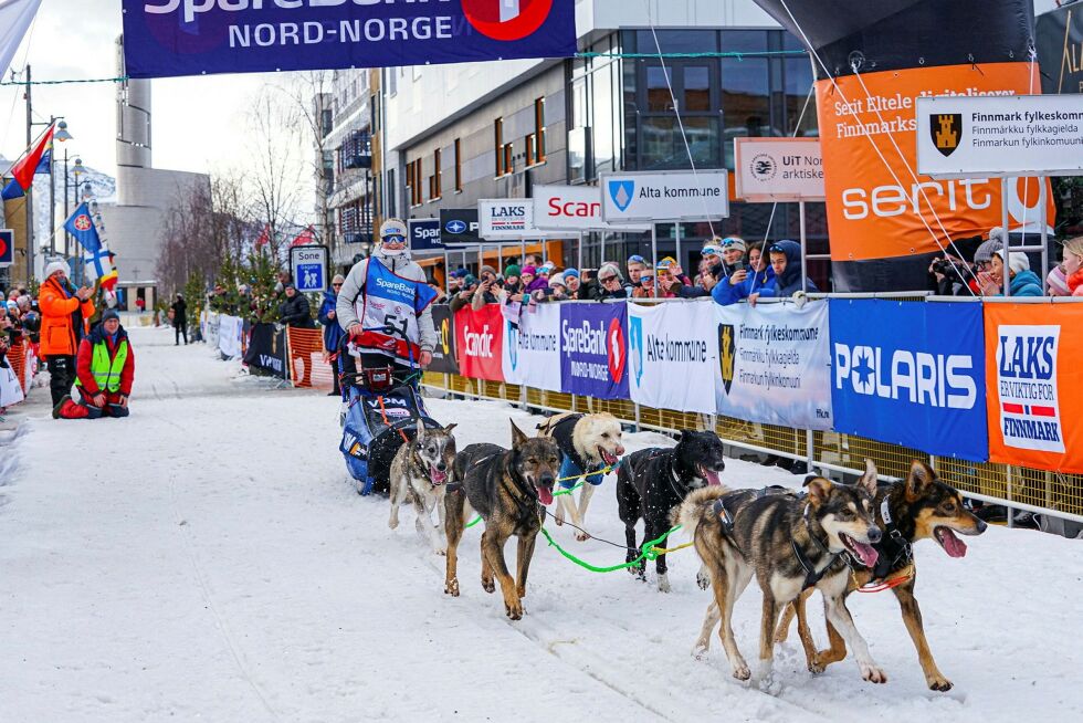 Elisabeth Kristensen fra Alta ble norgesmester da hun vant Finnmarksløpet junior.
 Foto: Marit Leinan Abrahamsen