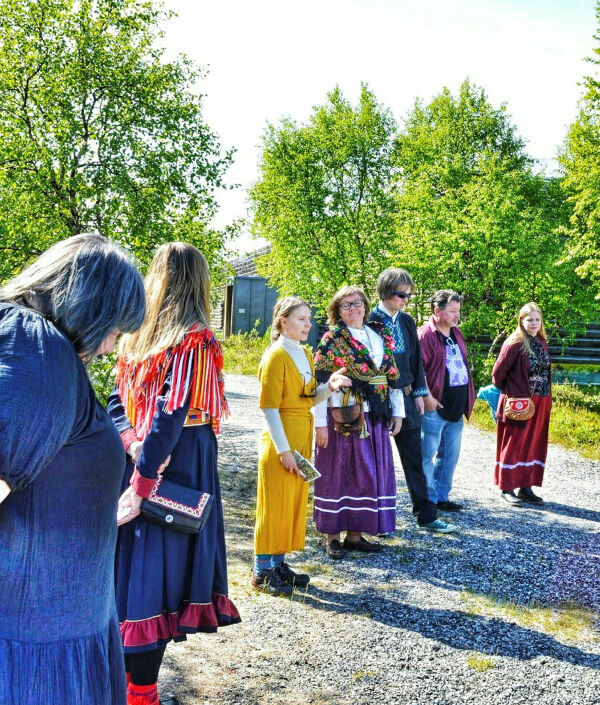 Koll’ješkuätt – Alkaa kuulua – Begynner å bli hørt