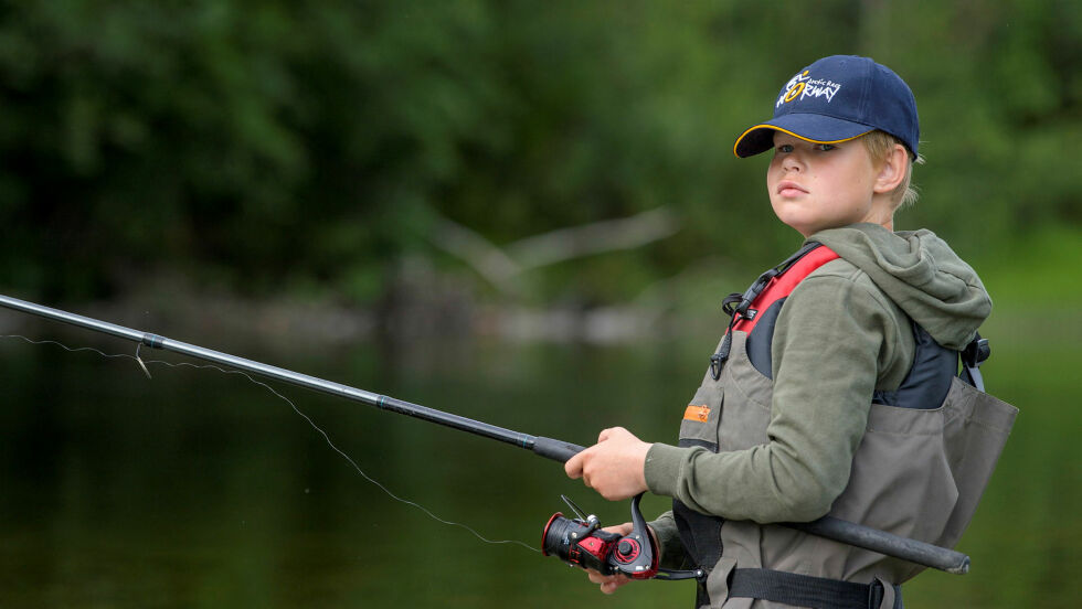 Den ivrige fiskeren Fredrik Leander Størdal (snart 12) reiste helt fra Kvalsund for å delta på arrangementet.
 Foto: Cecilie Bergan Stuedal