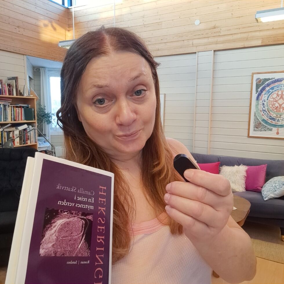 Camilla Skattvik er bosatt i Kautokeino. Nå er hun ute med enda en roman. Om krim, kjærlighet og mytologi.
 Foto: privat