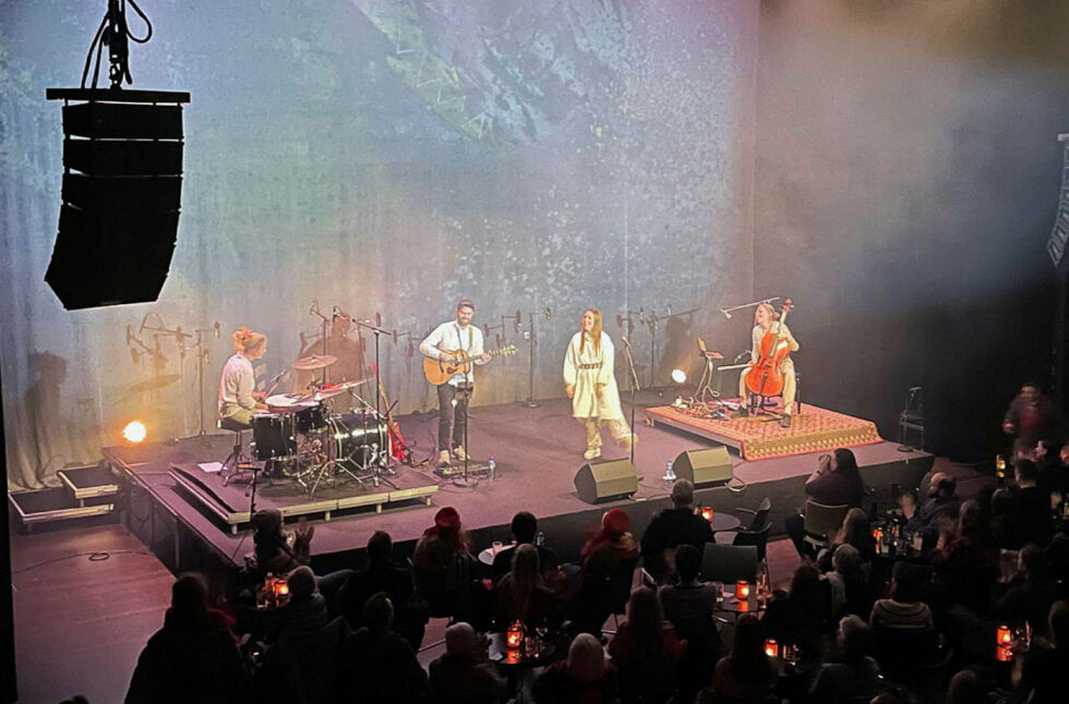 Det var stappfullt på Riksscenen da Kajsa Balto holdt julekonsert.
 Foto: Kajsa Balto
