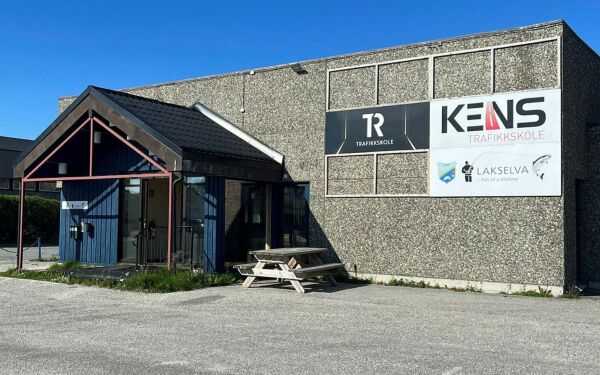 Store penger på små kontorer