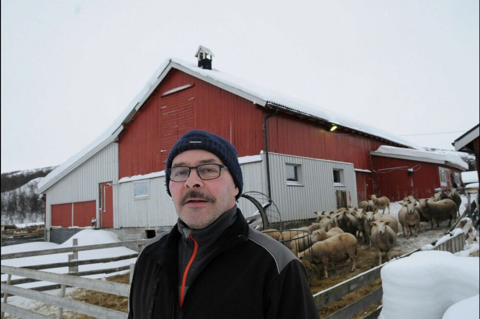 Bjørn Christiansen har vært sauebonde i 38 år etter at han forlot byliv til fordel for Neiden og sauedrift sammen med Irene Hansen, som ble hans kone.