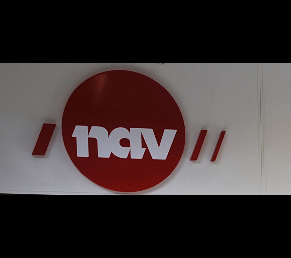 Kvinnen i 60-årene skal i en periode over 4 år ha svindlet Nav for over 600.000 kroner i sykemeldingspenger ved å ha opplyst om at hun hadde jobb i ektemannens firma. Nå må hun møte i Indre Finnmark tingrett tiltalt for svindelen og risikerer inntil 2 års fengsel.
 Foto: Arkiv