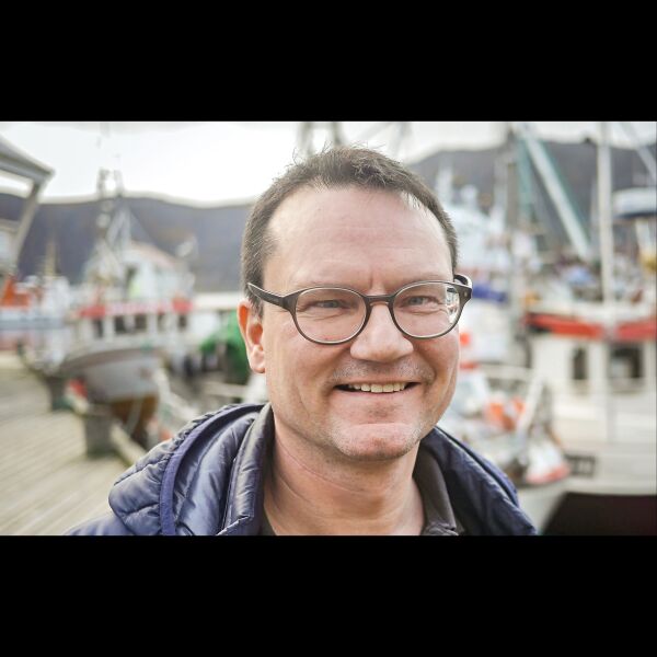 – Gi fisken til folket