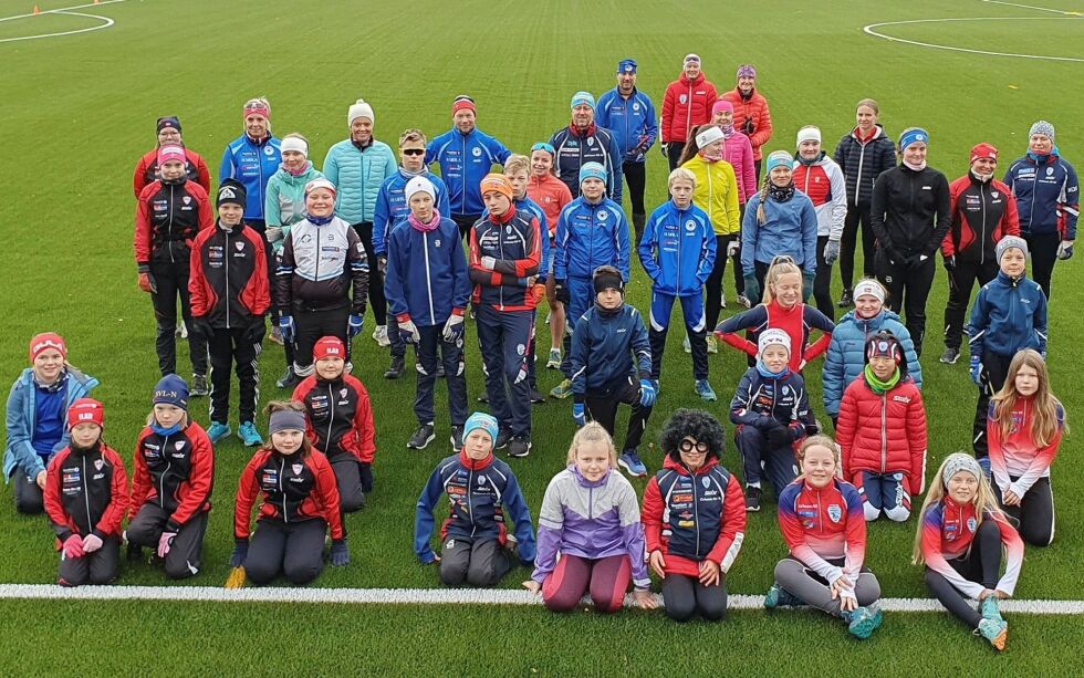Langrennsløpere fra Øst-Finnmark var samlet til barmarksamling i Vestre Jakobselv, og forberedelsene til vinterens konkurranser i skisporet er godt i gang. Alle foto: Torbjørn Ittelin
