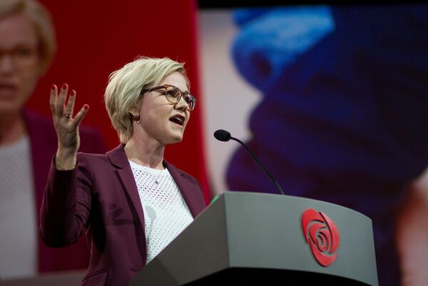 Arbeiderpartiet vil ha en sterk offentlig helsetjeneste!