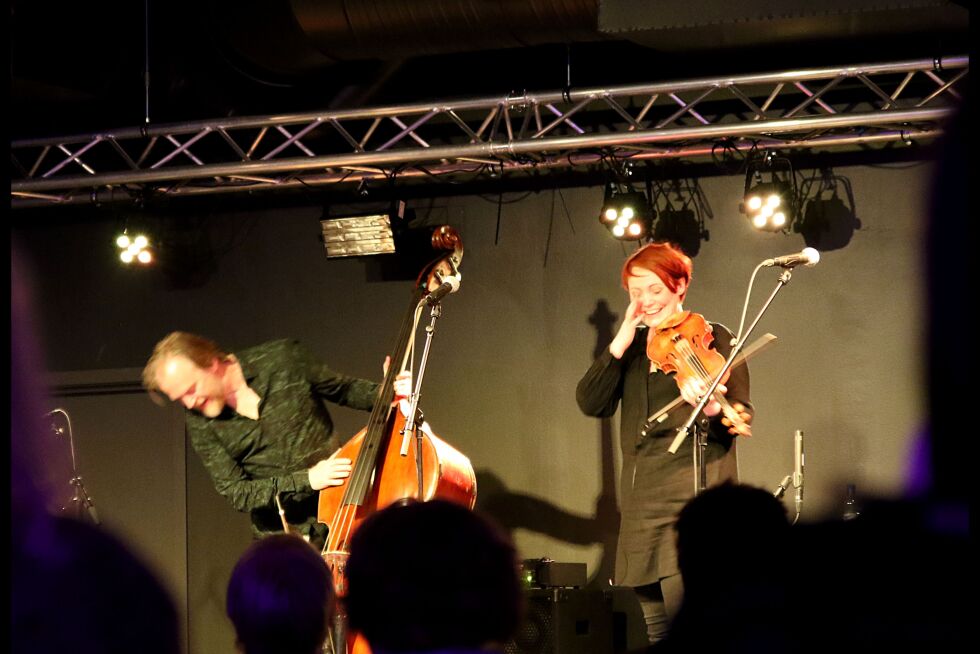 Med sitt gode humør holdt musikerne publikums oppmerksomhet gjennom hele konserten.
 Foto: Silje L Kvammen