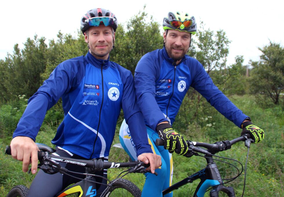– Målet vårt er først og fremst at alle kommer til mål og at vi får en fin tur, sier Lars Roard og Hans Henrik.
 Foto: Torbjørn Ittelin