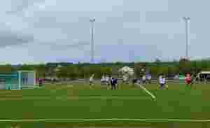Fotballen ruller igjen