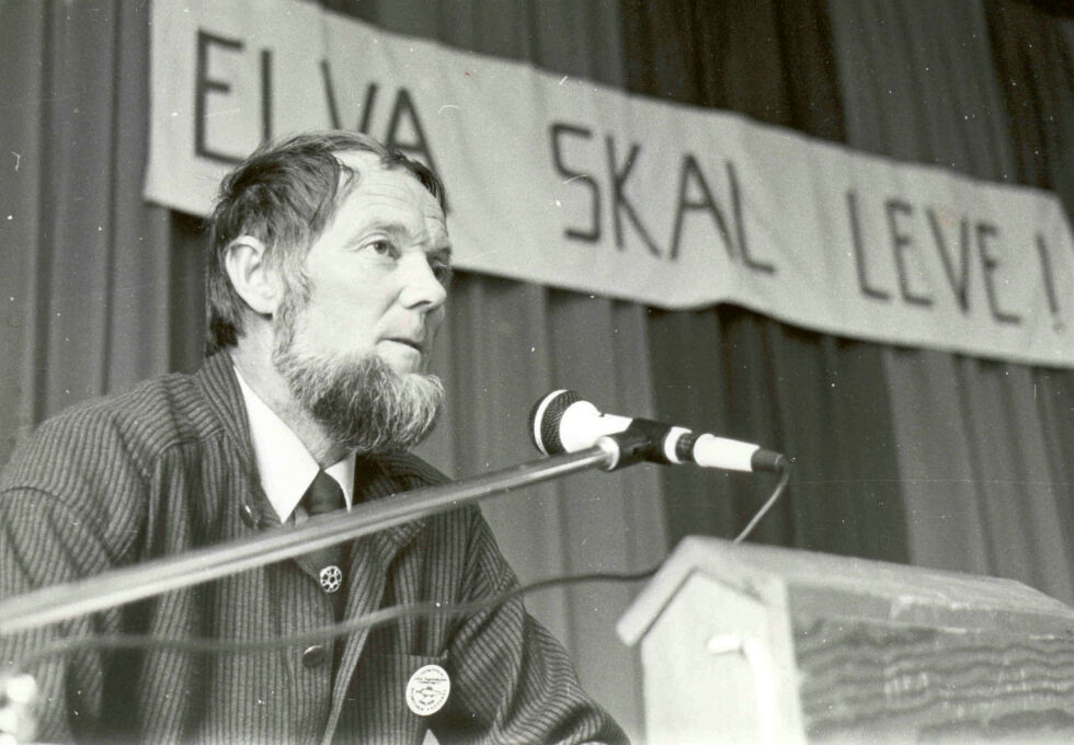 Alfred Nilsen på landskonferansen 30. mai 1981.
 Foto: Verdensarventer for bergkunst - Alta Museum IKS