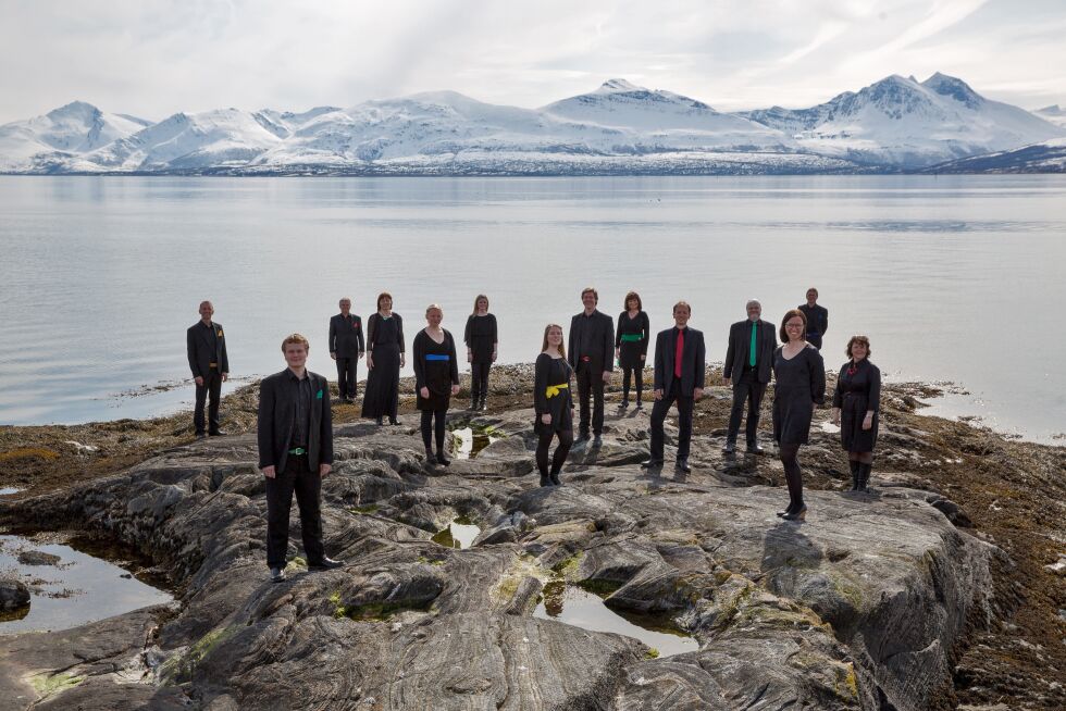 Tromsø-koret Vokal Nord gjennomfører en kirketurné og en innspilling av oratoriet «Der natten er dagens bror» i perioden 24. til 28. oktober.
 Foto: Pressefoto. Yngve Olsen Sæbbe