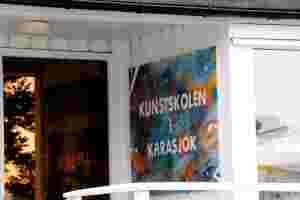 Kunstskolen kjemper videre