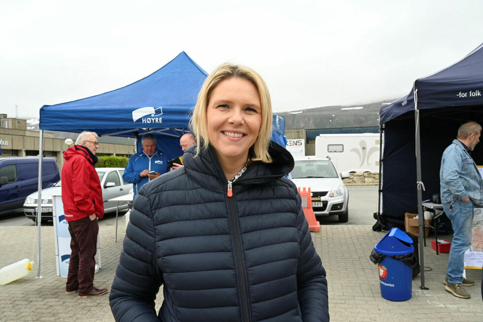 Partileder i FrP, Sylvi Listhaug, her på besøk i Lakselv.
 Foto: Sara Olaussen Stensvold