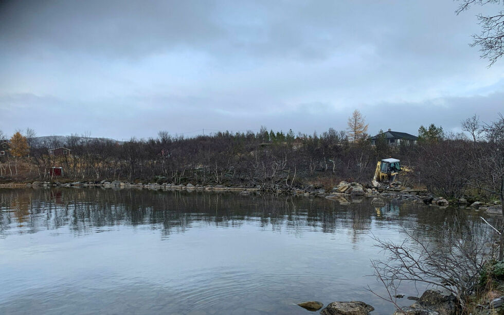 Graving med ukjent formål har senket vannstanden med omtrent 20 cm, skriver NVE i sin vurdering.
 Foto: Lars Birger Persen