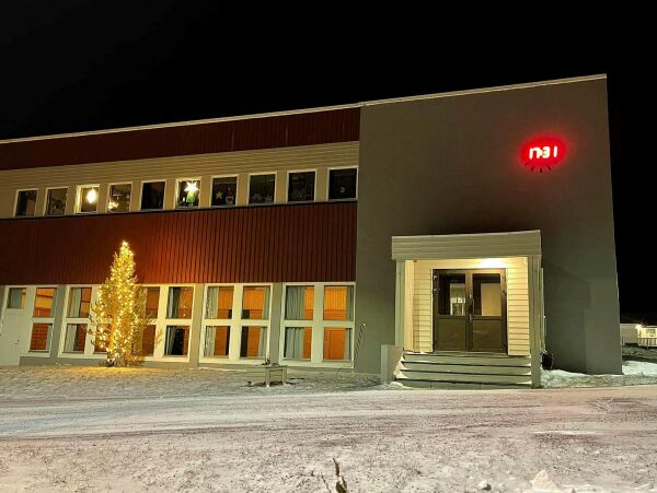 Moderne klokke til skolen