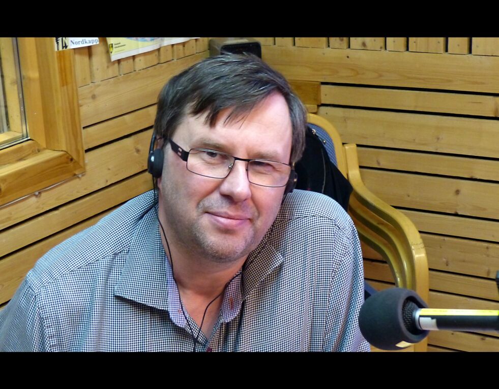 Raymond Elde i Radio Nordkapp mener at Nordkapp-saken har ført til sterk politisk mobilisering i Nordkapp, og at denne saken også vil virke direkte inn på valgresultate
 Foto: Geir Johansen