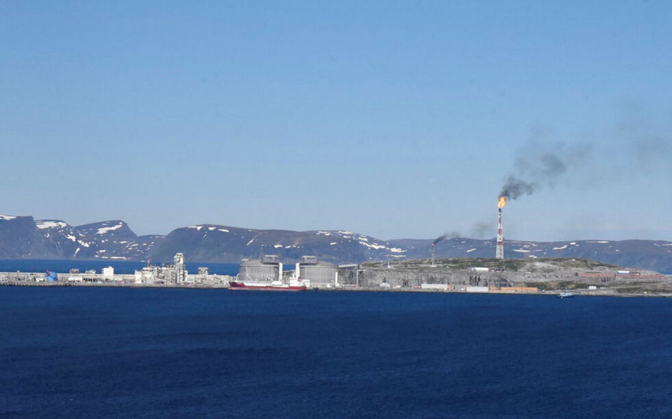 Elektrifisering av Melkøya og det planlagte Wisting-feltet utenfor Hammerfest vil kreve en ny kraftledning. Men NVE anbefaler departementet å vurdere samfunnsnytten av elektrifisering.
Foto: Cecilie Ditløvsen