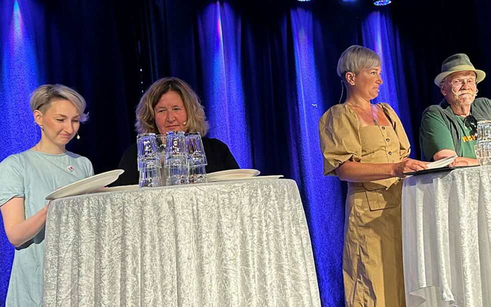 Etter det Ságat erfarer ble kravene fra Sp for drøye for Rødts Marthe Kjølås, SVs Elin Mathisen og Aps Guro Brandshaug og disse partienes forhandlingsutvalg.
 Foto: Hallgeir Henriksen