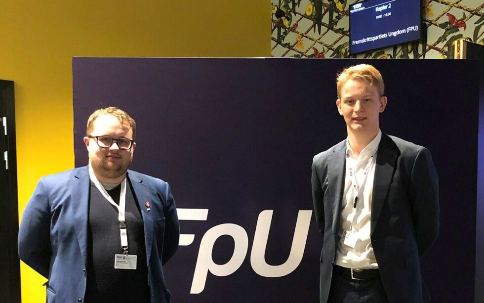 Ole Jakob Warlo (til høyre) og Troms og Finnmark FpU fikk i helga gehør for sin resolusjonen om lovfestet responstid for ambulansetjenesten. Foto: FpU