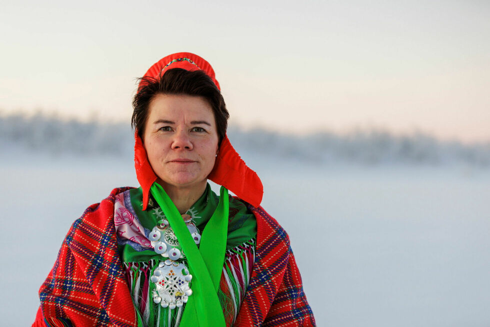 Máret Rávná Anti er ikke redd for flauser. 
– Jeg tenker at jeg både har blitt tøffere, og fått et annet syn på livet, sier hun, etter hjerneoperasjonen.
 Foto: Dánil Røkke SGP