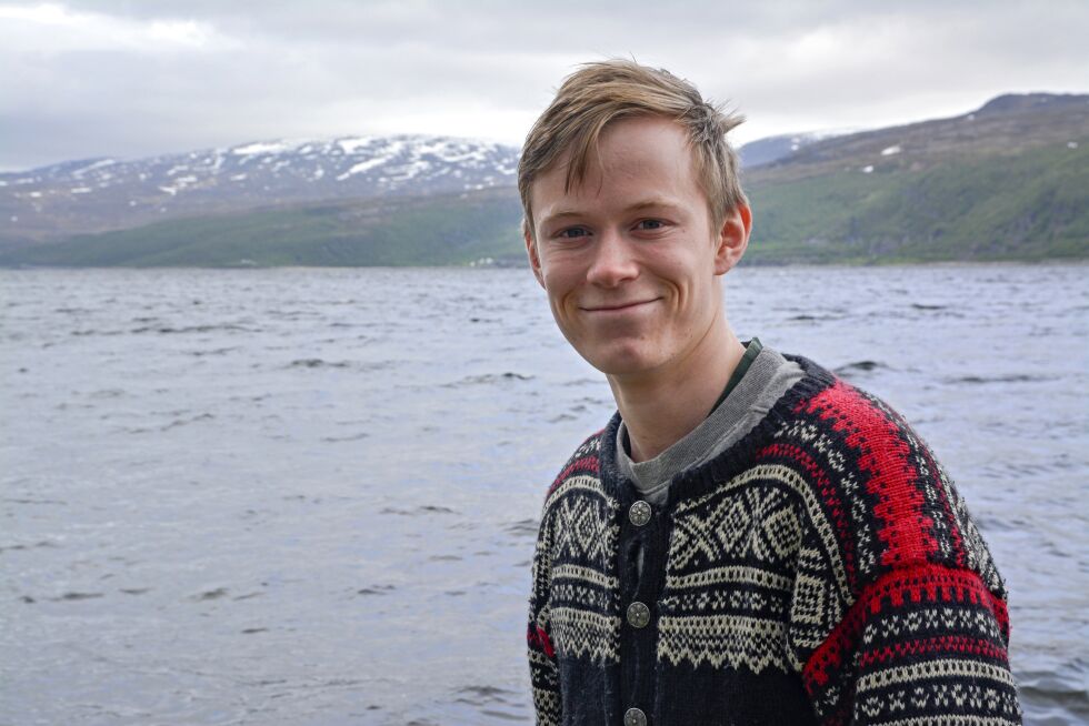 Leder for Natur og Ungdom, Gaute Eiterjord ser frem til å arrangere fest i Kvalsund.
 Foto: Mina Røed/Natur og Ungdom