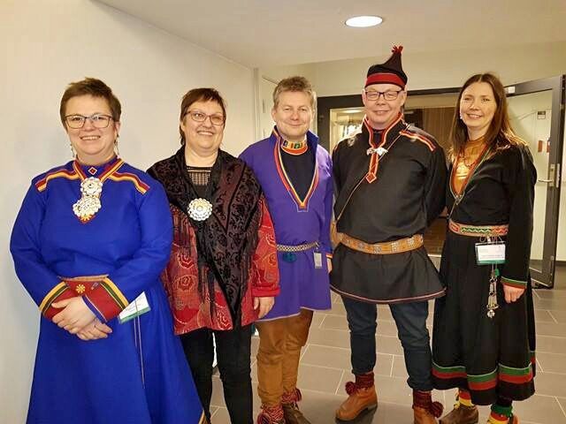 Fra venstre Birgitta Fossum, Marit Myrvoll, Lars Magne Andreassen, Henrik Olsen og Lisa Dunfjell-Aagård utgjør det nye styret i Samisk museumslag
 Foto: Pressefoto