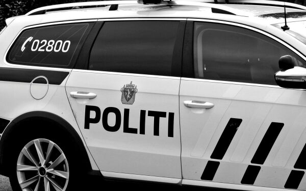 Skal ha kjørt ruspåvirket i stjålet bil uten førerkort
