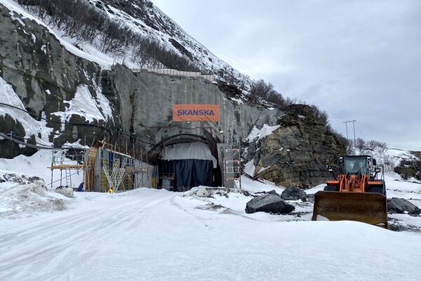 Arbeider på Skarvbergtunnelen testet positivt