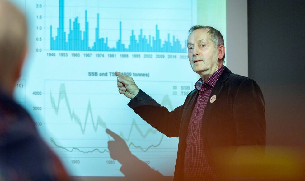 Inge Arne Eriksen i Bivdu sier søknaden om akvakulturtillatelse på lokaliteten Sandskjæret vest for Vadsø er en sak som uten tvil omfatter fiskernes interesse i sjøsamiske områder, og dermed også utløser plikten om konsultasjon.
 Foto: Cecilie Bergan Stuedal