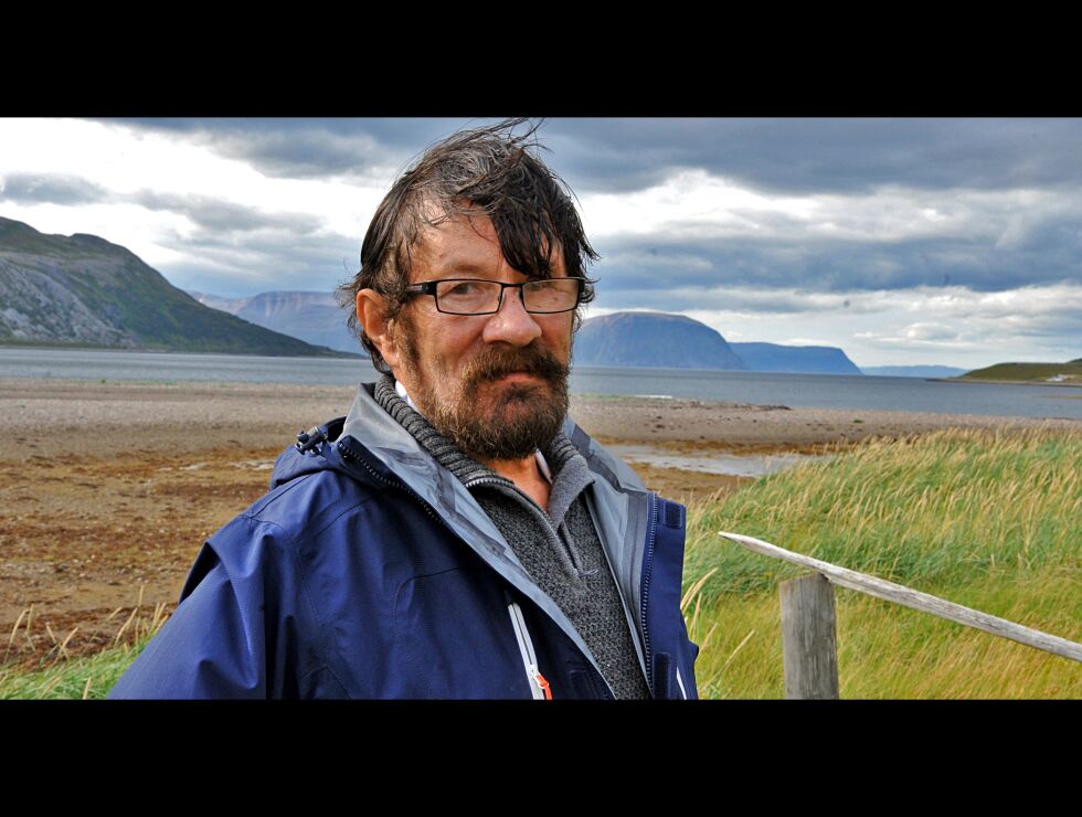 Bjarne Johansen sier de ønsker utvidet fisketid for sjølaksefiskerne for å få tatt ut pukkellaks.
 Foto: Erik Brenli