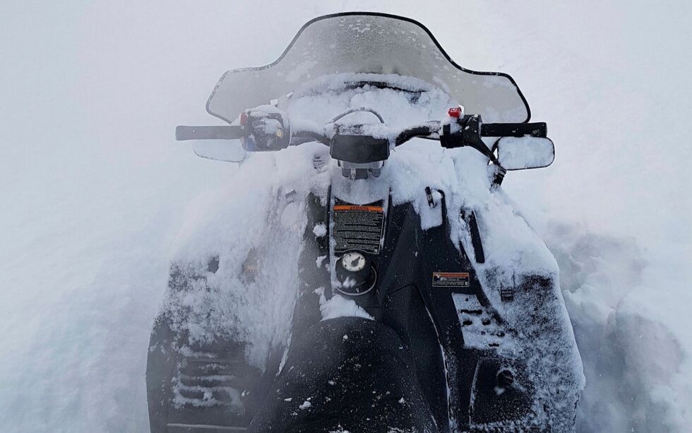 Ho­ved­re­ge­len fra 1. ja­nu­ar er at har du en ure­gist­rert bil, trak­tor, ATV, sne­sku­ter el­ler hvil­ket som helst mo­tor­kjø­re­tøy, må det nå ha an­svars­for­sik­ring.
IL­LUST­RA­SJONS­FO­TO: TOR­BJØRN IT­TE­LIN