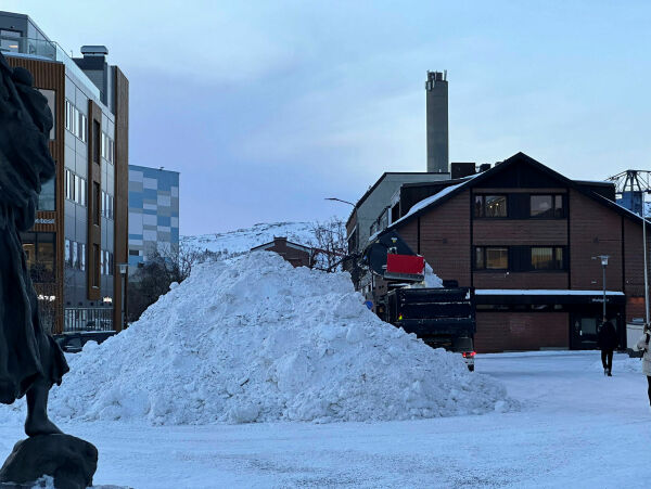 Enormt snefjell på Savios plass